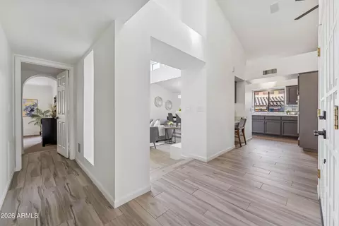 Entry Way - 1024 E Sahuaro Dr, Phoenix, AZ 85020 photo 1 of 6