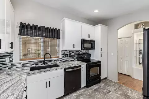 17200 W Bell Rd #1048, Surprise, AZ 85374