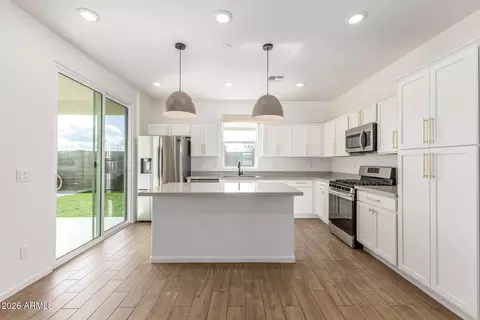 Kitchen - 1863 W 23rd Ave, Apache Junction, AZ 85120 photo 1 of 3