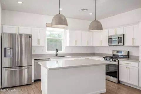 Kitchen - 1863 W 23rd Ave, Apache Junction, AZ 85120 photo 2 of 3