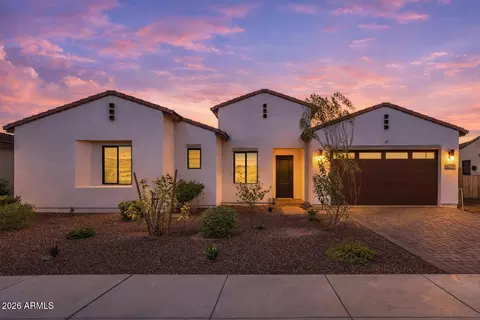 8009 W Northview Ave, Glendale, AZ 85303