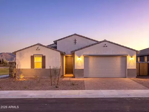 8066 N 185th Dr, Waddell, AZ 85355