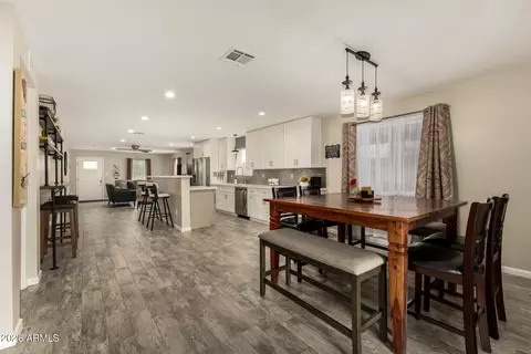 2545 N 15th St, Phoenix, AZ 85006