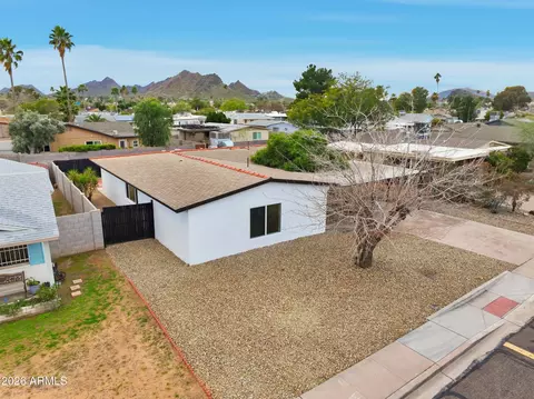 View/Area - 2437 E Larkspur Dr, Phoenix, AZ 85032 photo 1 of 4