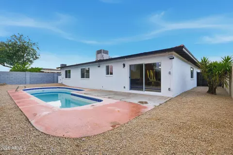 Exterior - 2437 E Larkspur Dr, Phoenix, AZ 85032 photo 3 of 4
