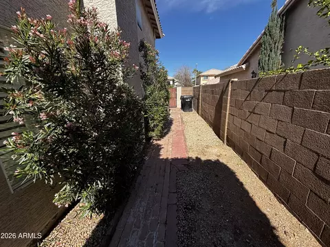 Exterior - 4257 E Michelle Ave, Gilbert, AZ 85234 photo 4 of 5