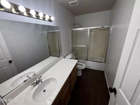 Bath - 4257 E Michelle Ave, Gilbert, AZ 85234 photo 6 of 6