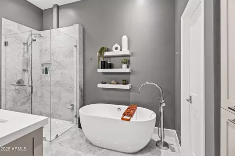 Bath - 4446 E Camelback Rd #106, Phoenix, AZ 85018 photo 3 of 5
