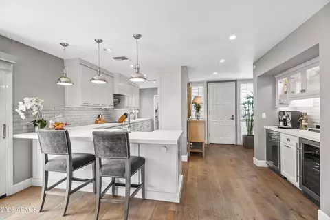 Kitchen - 4446 E Camelback Rd #106, Phoenix, AZ 85018 photo 1 of 4