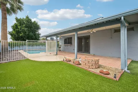 Exterior - 2201 W Utopia Rd, Phoenix, AZ 85027 photo 5 of 9