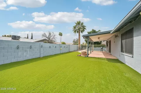 Exterior - 2201 W Utopia Rd, Phoenix, AZ 85027 photo 3 of 9
