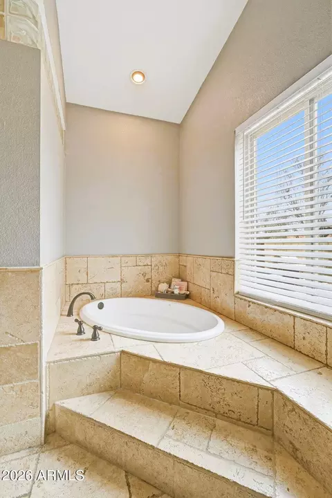 Bath - 694 E Washington Ave, Gilbert, AZ 85234 photo 2 of 5