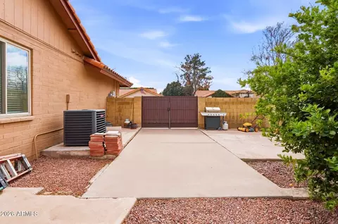 Exterior - 694 E Washington Ave, Gilbert, AZ 85234 photo 6 of 6