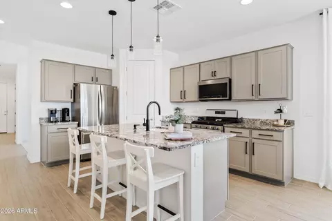 Kitchen - 11239 E Unger Ave, Mesa, AZ 85212 photo 2 of 5