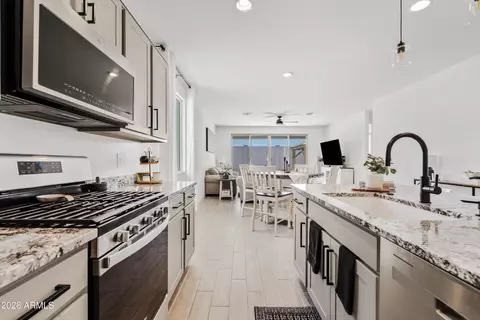 Kitchen - 11239 E Unger Ave, Mesa, AZ 85212 photo 5 of 5