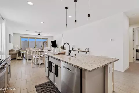 Kitchen - 11239 E Unger Ave, Mesa, AZ 85212 photo 4 of 5