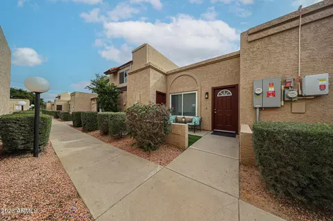 2120 W Pontiac Dr, Phoenix, AZ 85027