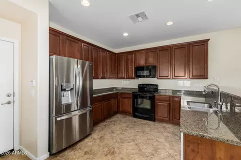 Kitchen - 4054 E Washington Ave, Gilbert, AZ 85234 photo 2 of 3