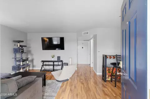 3635 N 37th St #10, Phoenix, AZ 85018