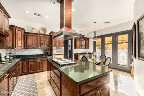 Kitchen - 3418 E Pyrenees Pass, Phoenix, AZ 85018 photo 4 of 4