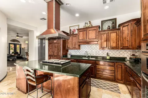 Kitchen - 3418 E Pyrenees Pass, Phoenix, AZ 85018 photo 2 of 4