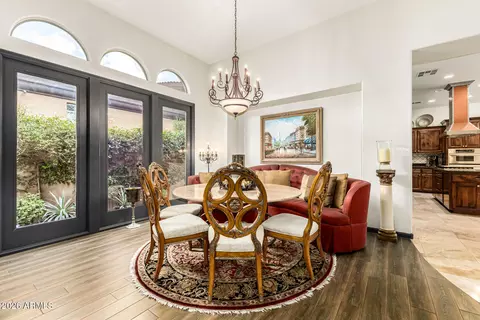 Dining - 3418 E Pyrenees Pass, Phoenix, AZ 85018 photo 1 of 1