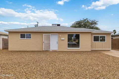 3001 W Loma Ln, Phoenix, AZ 85051