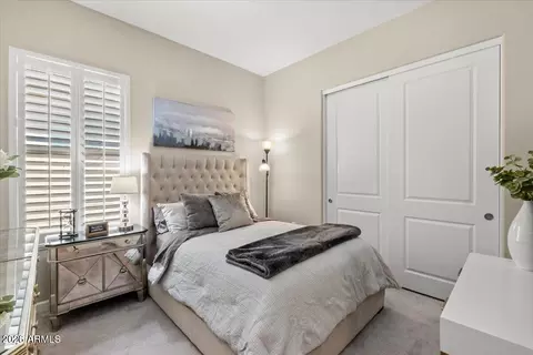 Bedroom - 6607 E Libby St, Phoenix, AZ 85054 photo 3 of 4