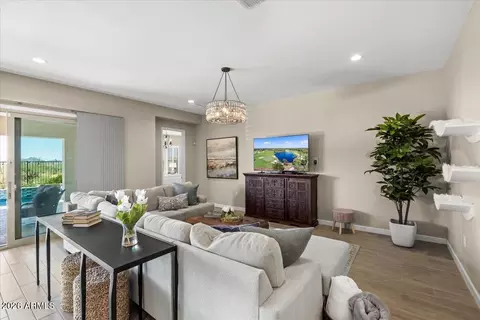 Living - 6607 E Libby St, Phoenix, AZ 85054 photo 1 of 2