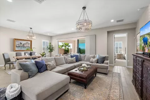 Living - 6607 E Libby St, Phoenix, AZ 85054 photo 2 of 2