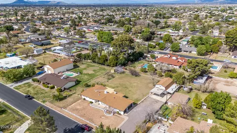 View/Area - 1714 E Indigo St, Mesa, AZ 85203 photo 9 of 10