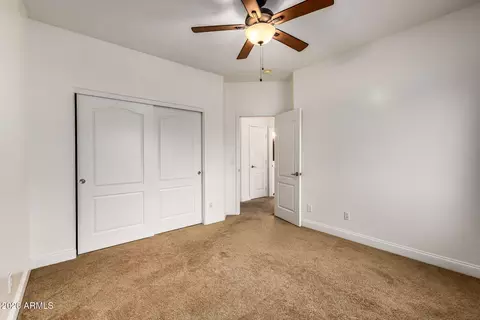Bedroom - 4331 E Redwood Ln, Phoenix, AZ 85048 photo 5 of 7