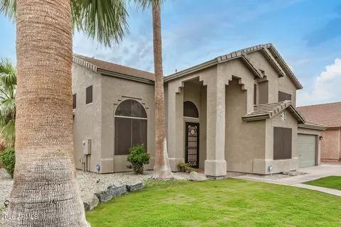 Exterior - 4331 E Redwood Ln, Phoenix, AZ 85048 photo 4 of 9