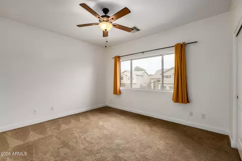 Bedroom - 4331 E Redwood Ln, Phoenix, AZ 85048 photo 6 of 7