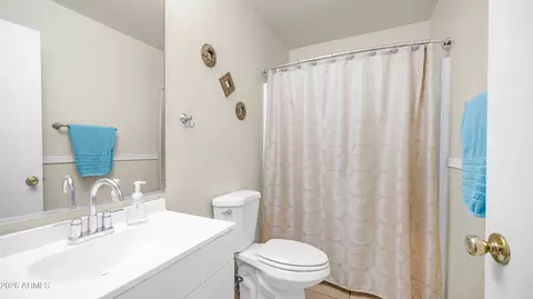 Bath - 8448 E Monte Cir, Mesa, AZ 85209 photo 2 of 2