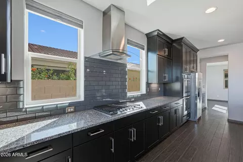 Kitchen - 9730 E Thatcher Ave, Mesa, AZ 85212 photo 2 of 4