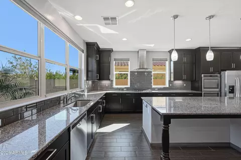 Kitchen - 9730 E Thatcher Ave, Mesa, AZ 85212 photo 3 of 4