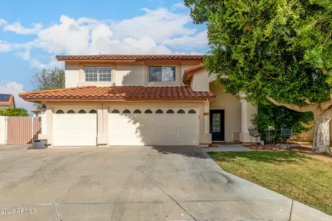 5702 W Windrose Dr, Glendale, AZ 85304