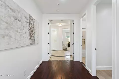 Entry Way - 3346 N 34th St, Phoenix, AZ 85018 photo 6 of 8