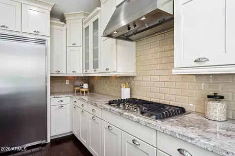 Kitchen - 3346 N 34th St, Phoenix, AZ 85018 photo 3 of 5