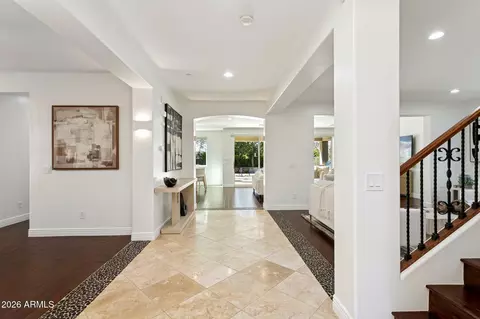 Entry Way - 3346 N 34th St, Phoenix, AZ 85018 photo 4 of 8