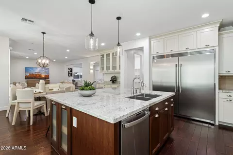 Kitchen - 3346 N 34th St, Phoenix, AZ 85018 photo 4 of 5
