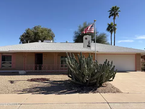 10006 W Desert Forest Cir, Sun City, AZ 85351