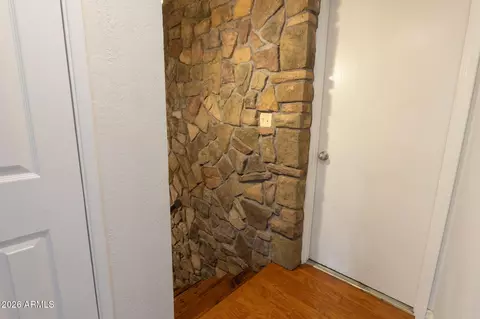 Entry Way - 4546 N 34th Pl, Phoenix, AZ 85018 photo 2 of 2