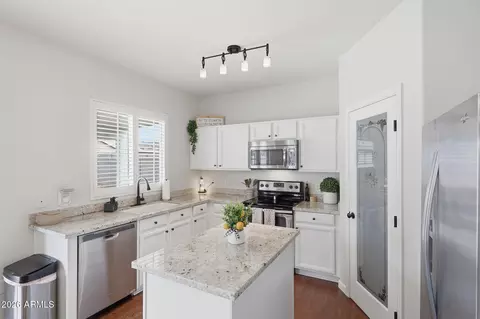Kitchen - 1886 E 37th Ave, Apache Junction, AZ 85119 photo 2 of 2