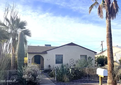 211 W 1st Ave, Ajo, AZ 85321