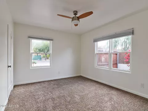 Bedroom - 1442 E Palm Ln, Phoenix, AZ 85006 photo 3 of 5