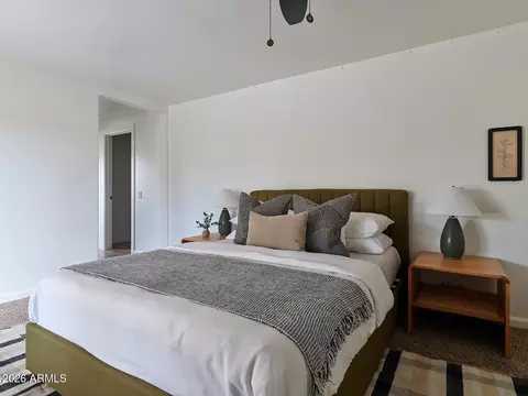 Bedroom - 1442 E Palm Ln, Phoenix, AZ 85006 photo 4 of 5