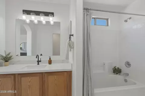 Bath - 9904 Elena Ave, Mesa, AZ 85208 photo 2 of 4