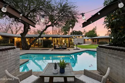 540 W Solano Dr, Phoenix, AZ 85013
